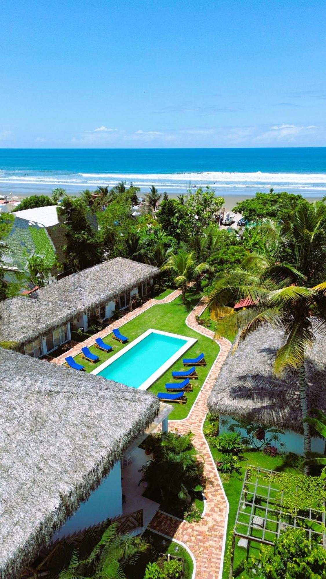 Vikara Bed & Breakfast Olon Exterior photo